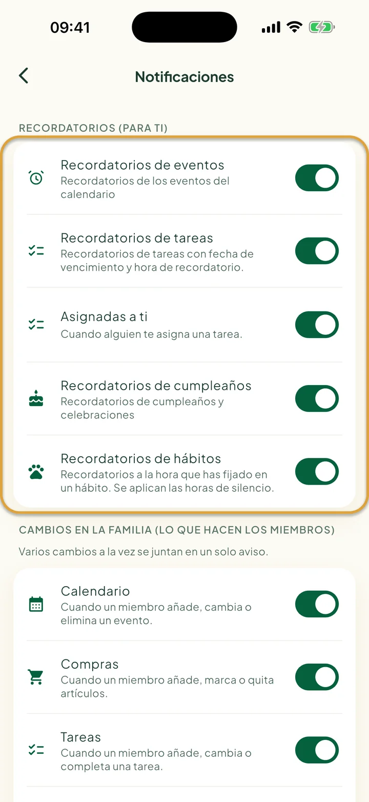 La pantalla Notificaciones. El grupo Recordatorios (para ti) con sus cinco interruptores está marcado con un círculo.