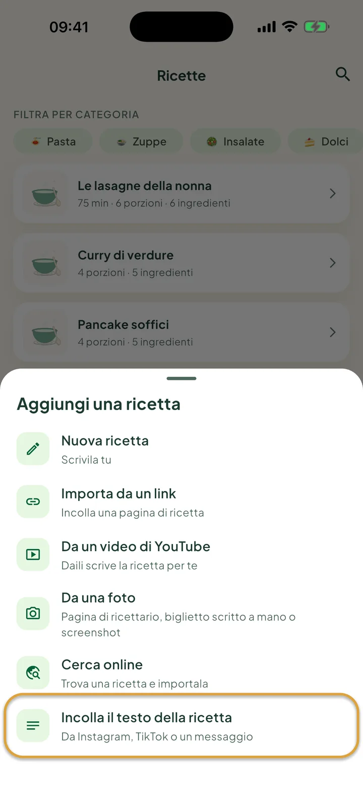 La schermata Ricette con il menu + aperto. Incolla il testo della ricetta è cerchiato.