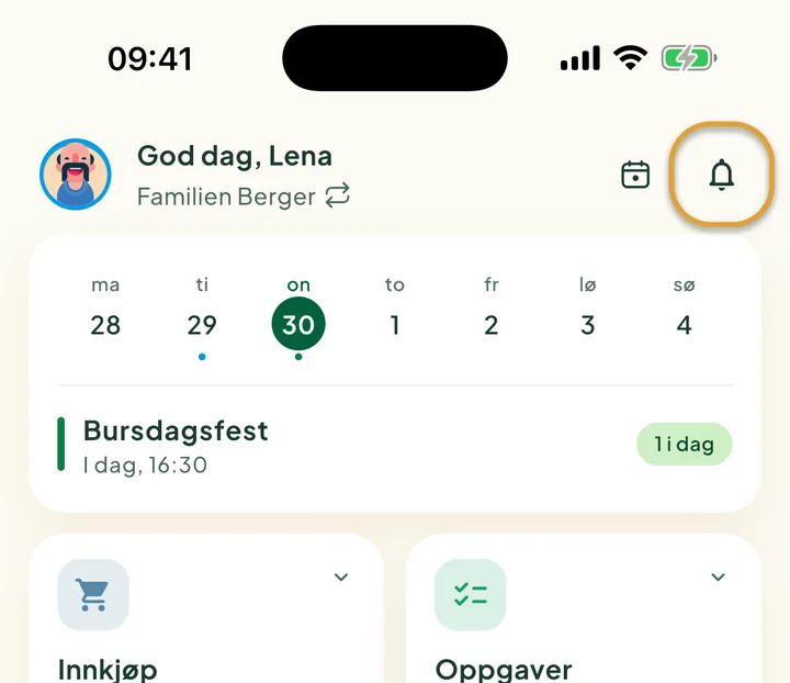 Toppen av startskjermen. Bjelleknappen øverst til høyre er ringet inn.