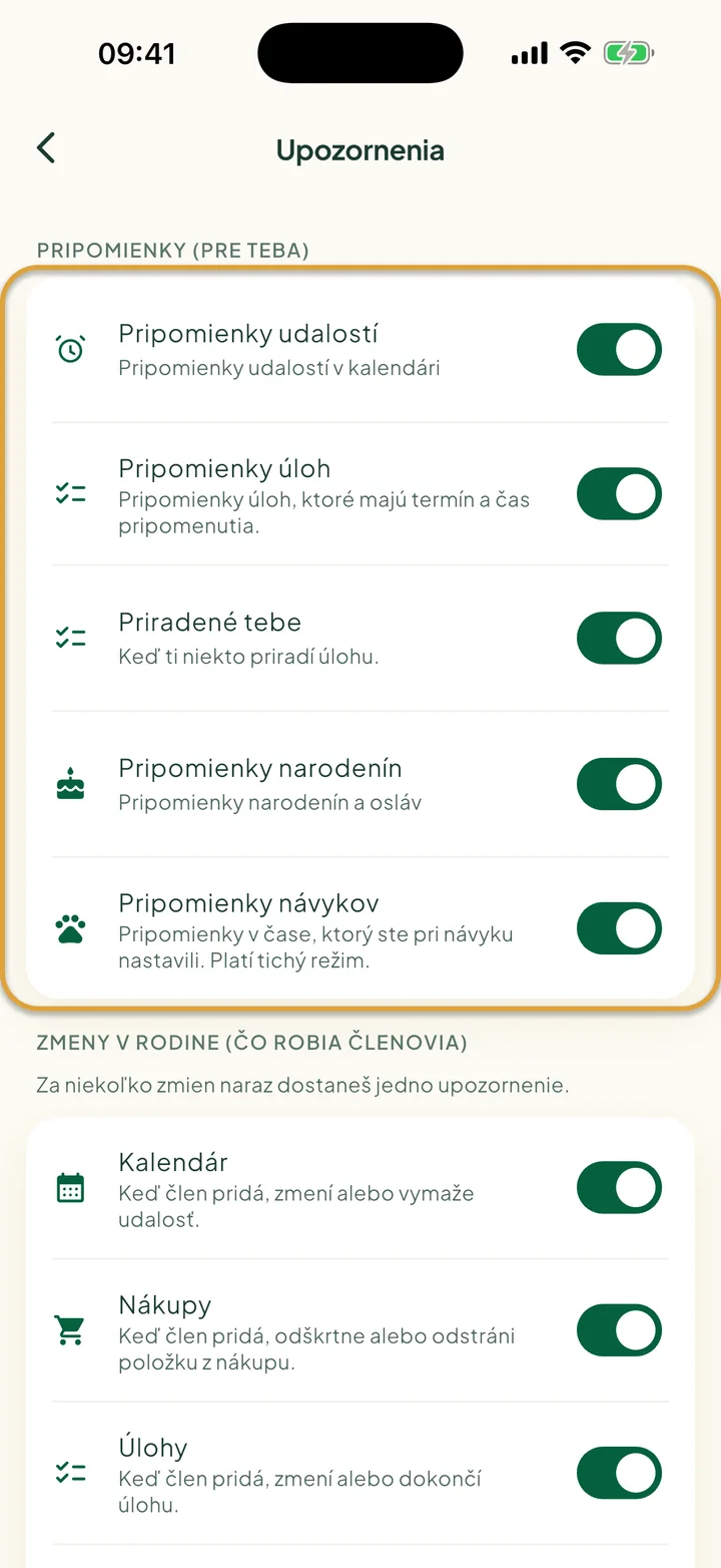 Obrazovka Upozornenia. Zakrúžkovaná je skupina Pripomienky (pre teba) s piatimi prepínačmi.